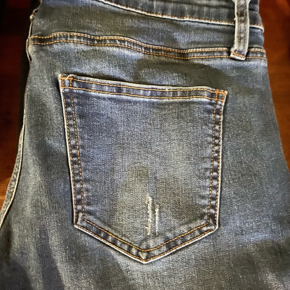 Name brand capris - Picture 8 of 11